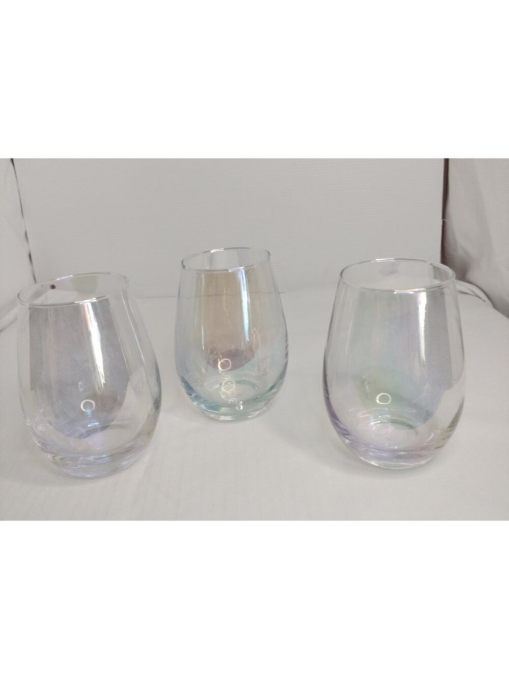 Lot Of 3 Iridescent Stemless Wine Glasses 4"75x3"5 New